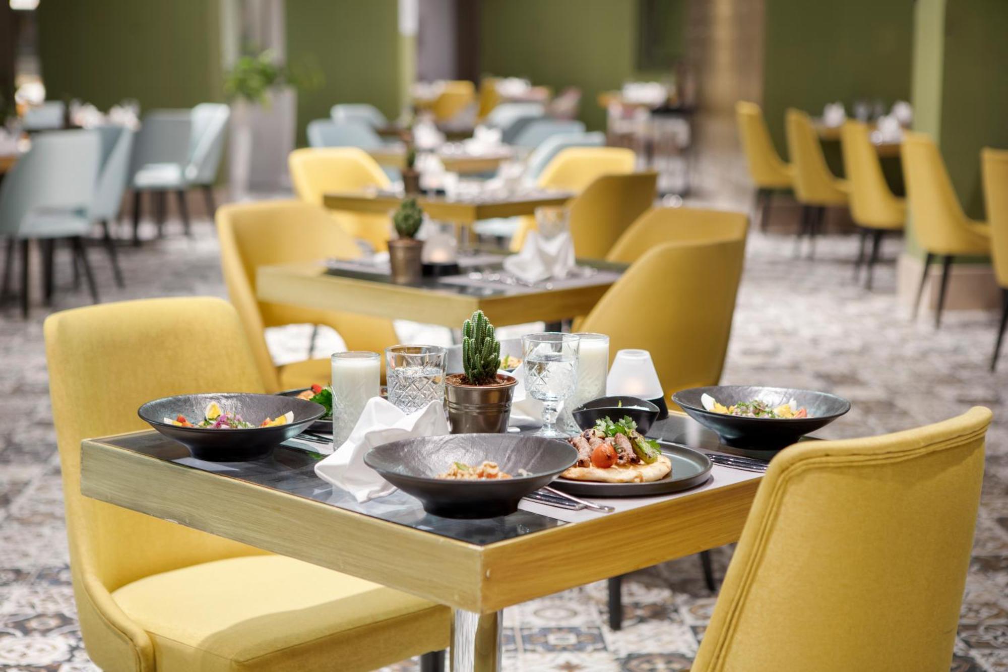 Nirvana Cosmopolitan - Convention & Sports Center Resort Antalya